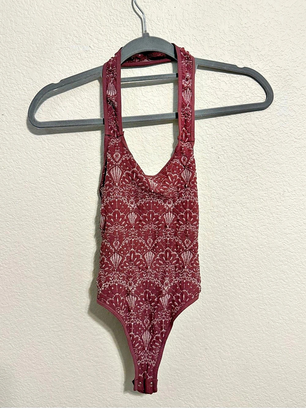 intimately freepeople Lace Floral Bodysuit in Burgundy Like New